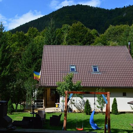 Готель Casa Aris Lepsa Vrancea Екстер'єр фото