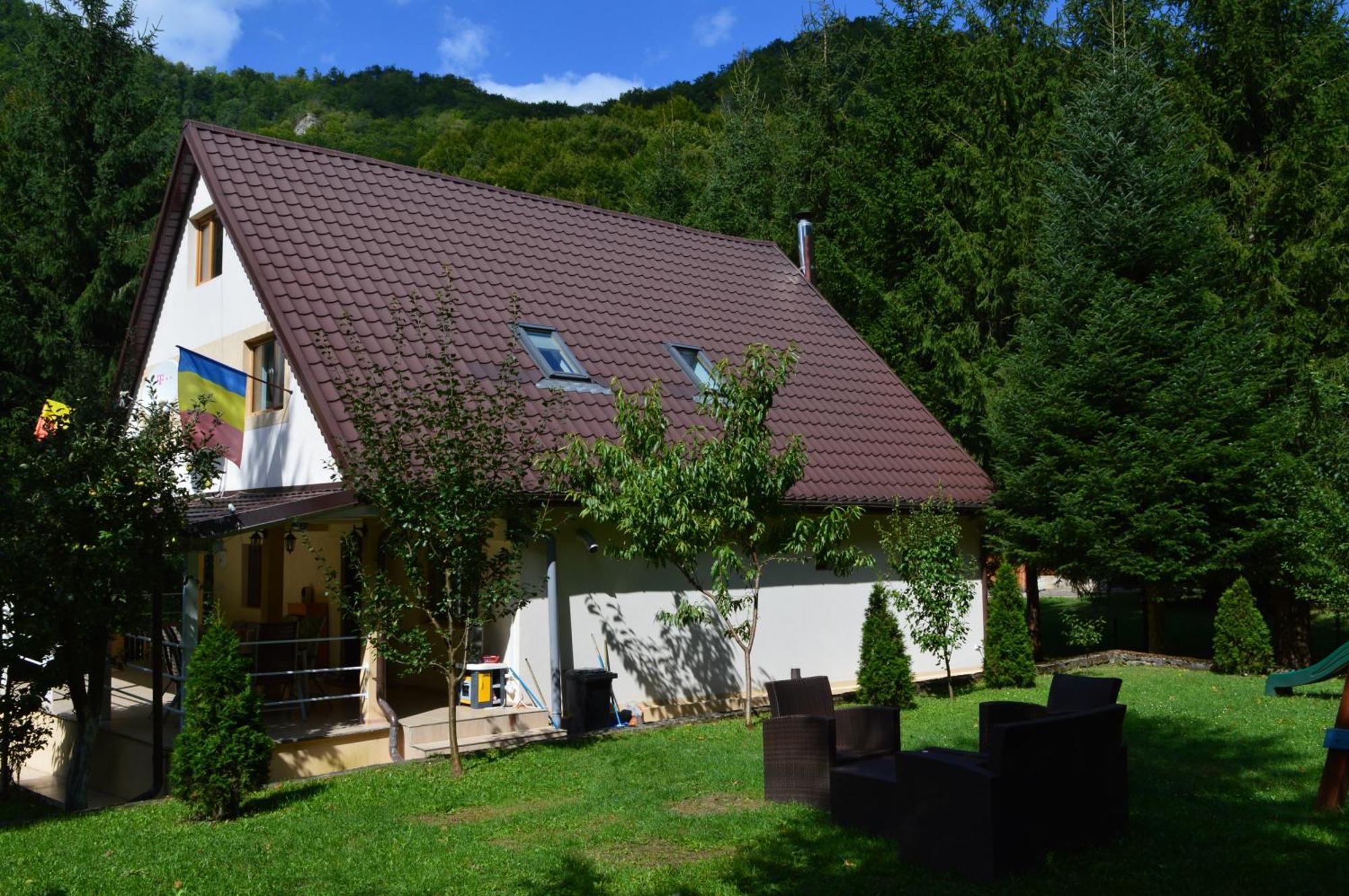 Готель Casa Aris Lepsa Vrancea Екстер'єр фото