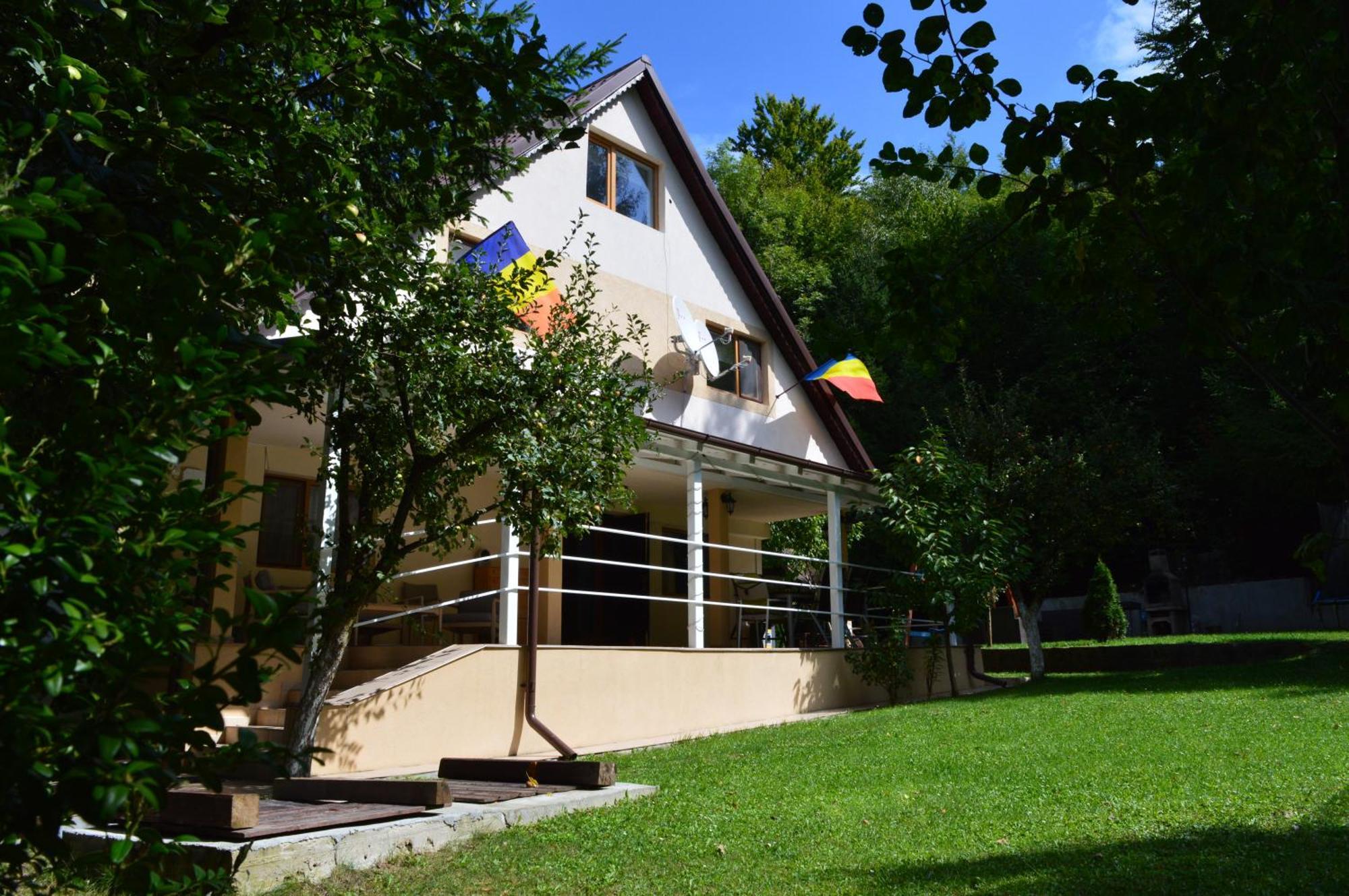 Готель Casa Aris Lepsa Vrancea Екстер'єр фото